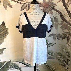 Chaser v-neck t-shirt